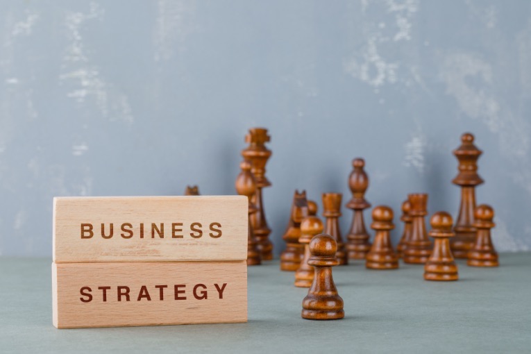 teori strategi bisnis yang harus dipahami.jpg