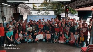 Berbagi Kasih, StickEarn Rayakan Natal bersama Panti Asuhan Parapattan