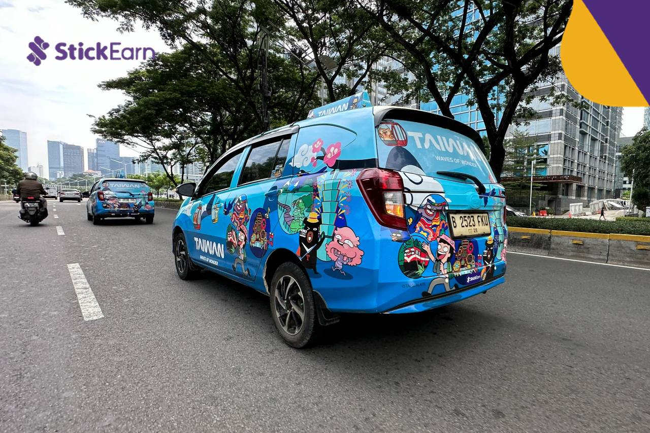 Cara membuat design iklan, khususnya di mobil, berbeda dengan promosi biasa. Oleh karena itu, pengaplikasiannya perlu Anda ketahui di sini.