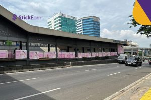 Mengenal Iklan di Halte dan Manfaatnya untuk Promosi