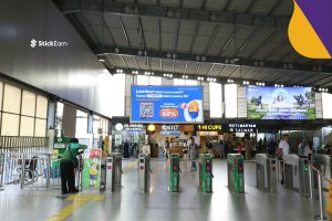 Lokasi Iklan di Stasiun Kereta yang Strategis, Di Mana Saja?