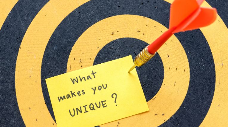 penggunaan billboard iklan